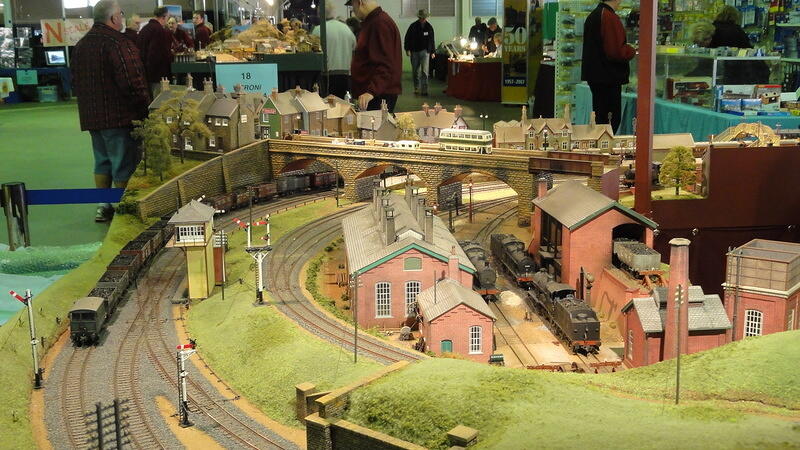 Wellingford - Main Lines Past Loco Depot