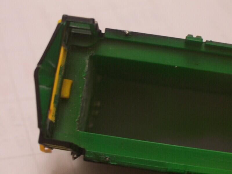 830 class body molding1