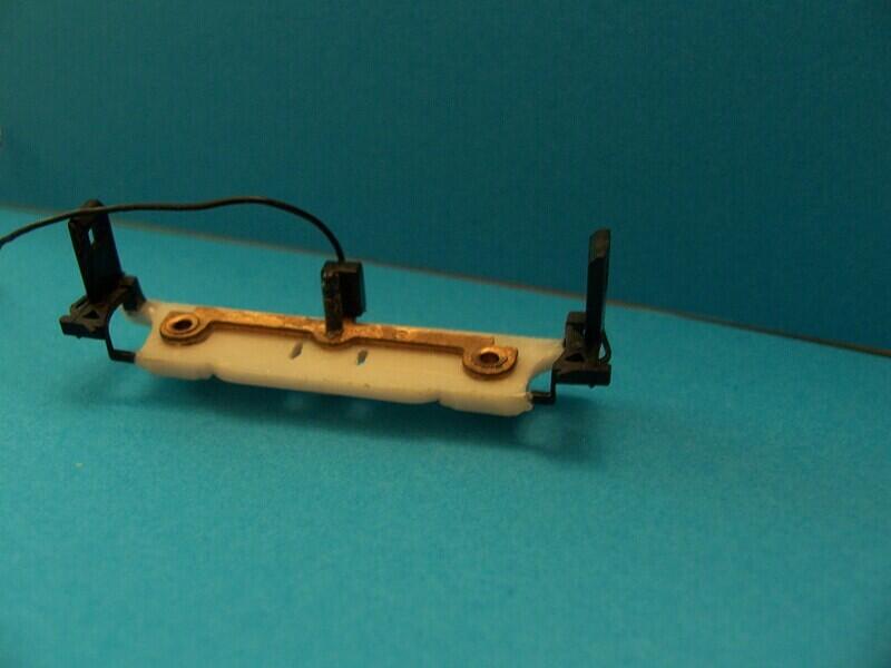 BGB 800 Class Bogie Modified to Take Proto 2000 Pickup1