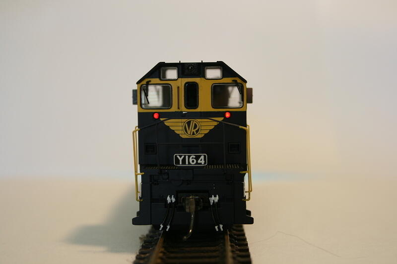 Y 164 - Cab Markers - Red