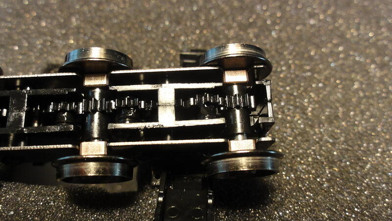 TrainOrama S Class Bogie - Wheelset Displaced Maximum Down