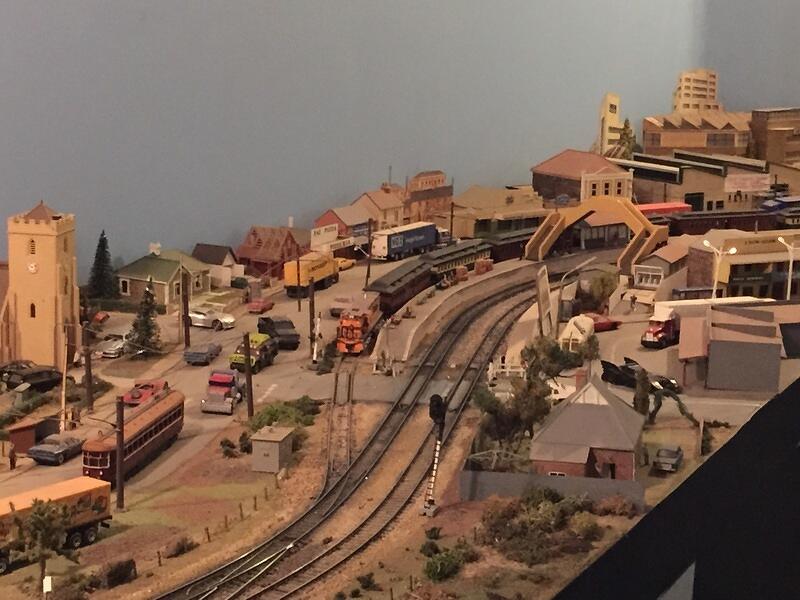 Model layout (46)
