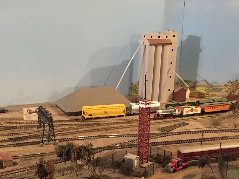 Model layout (83)
