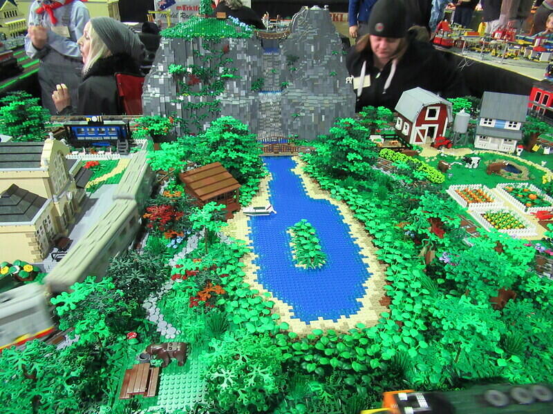 Southern Bricks Lego User Group 06