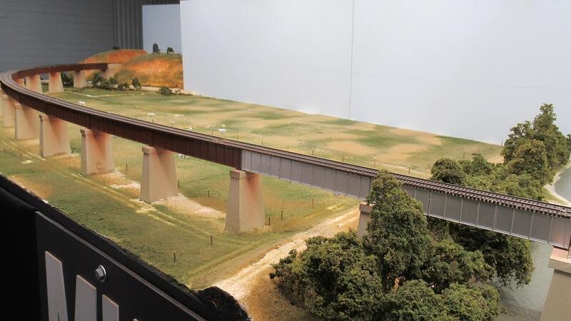 Murray River Bridge 05