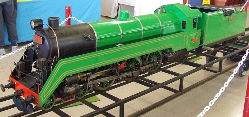 Steam and Diesel Display 08