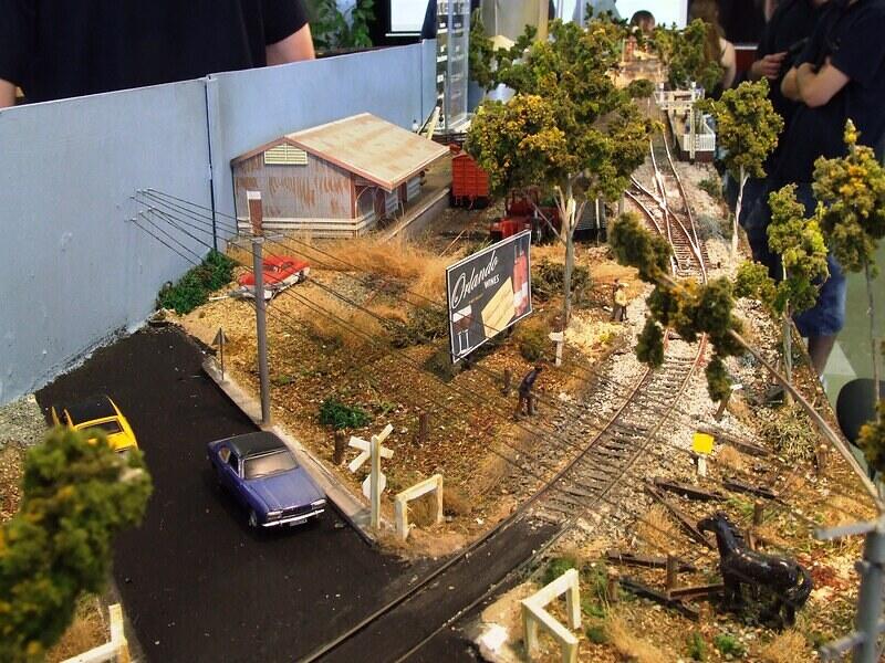 Liralau - Best Display Peers 8 15