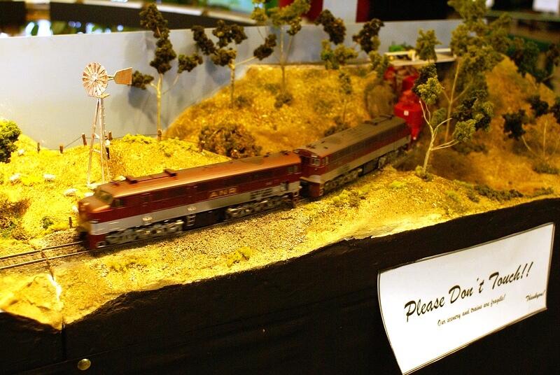 Liralau - Best Display Peers 8 22