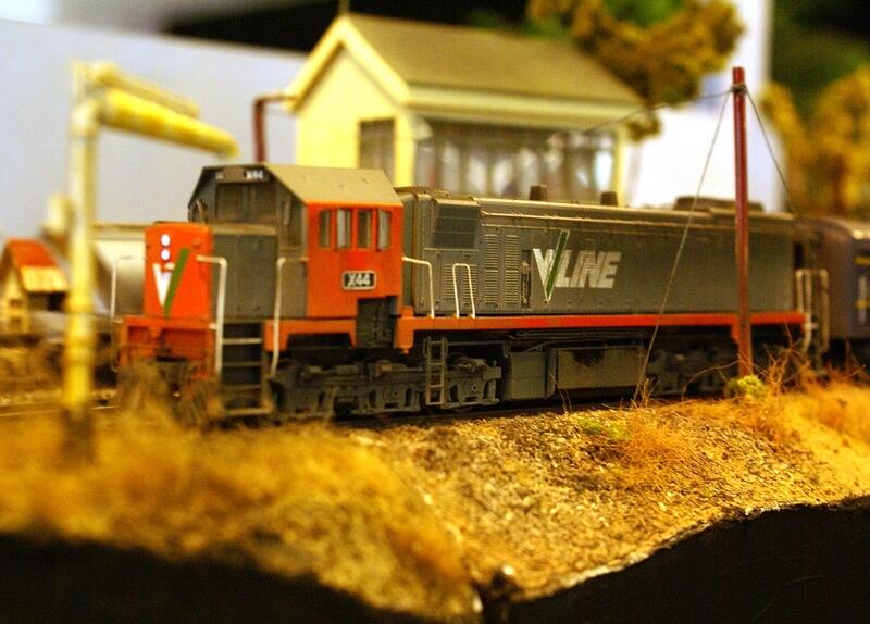 Liralau - Best Display Peers 8 27