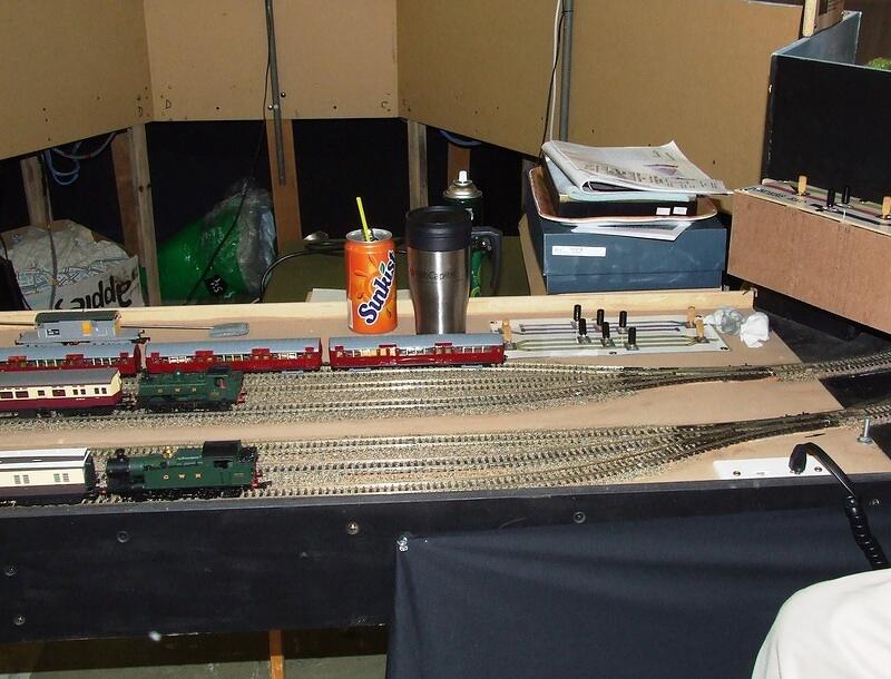 Ponders End - Best Display Public 8 08