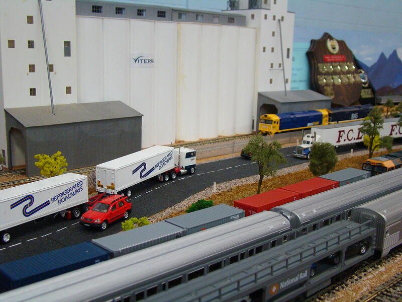 Australia On Track 10 05