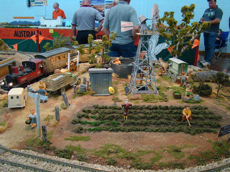 Kangaroo amp Cockatoo 10 09