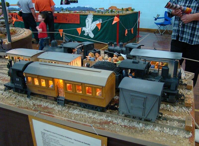 Kangaroo amp Cockatoo 10 11