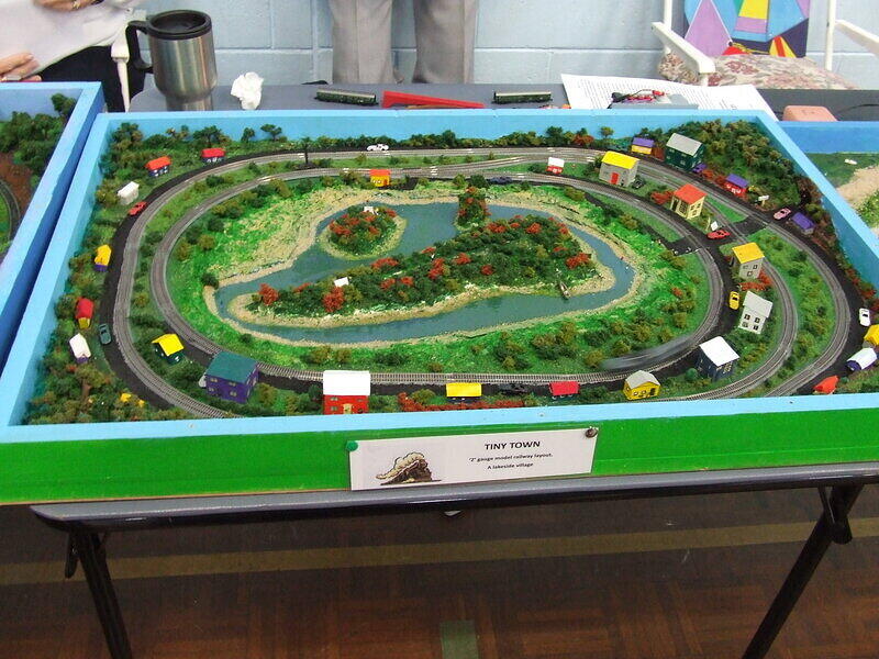 Lizs Little Layouts 12 04