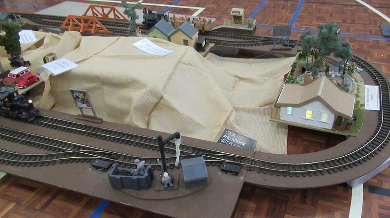 Rosemont Rails In The Garden 04