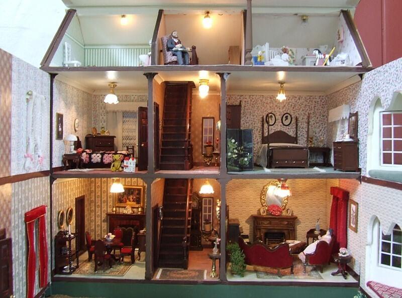 Dollhouse Esentuals 05