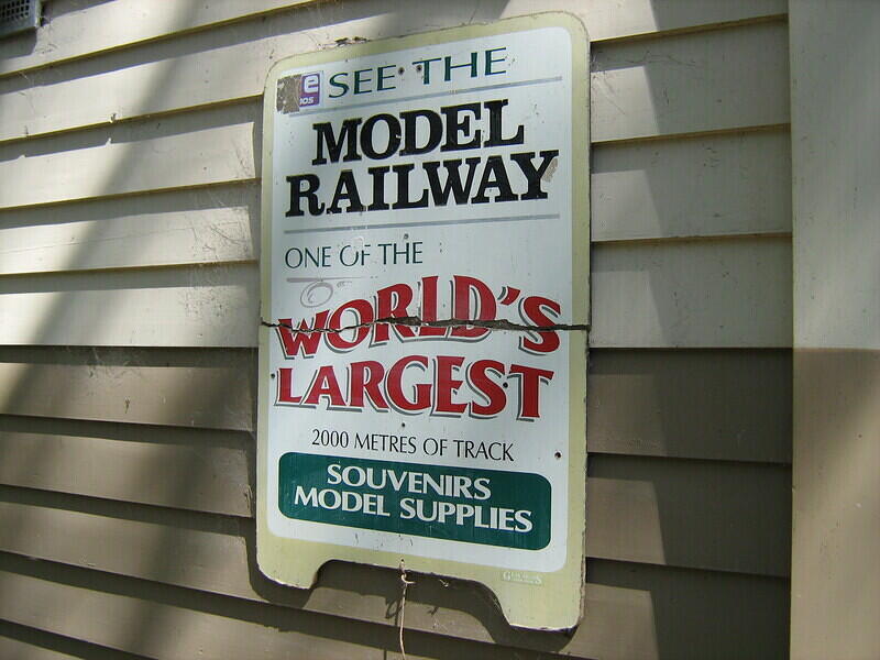 Model Railway at Lakeside1