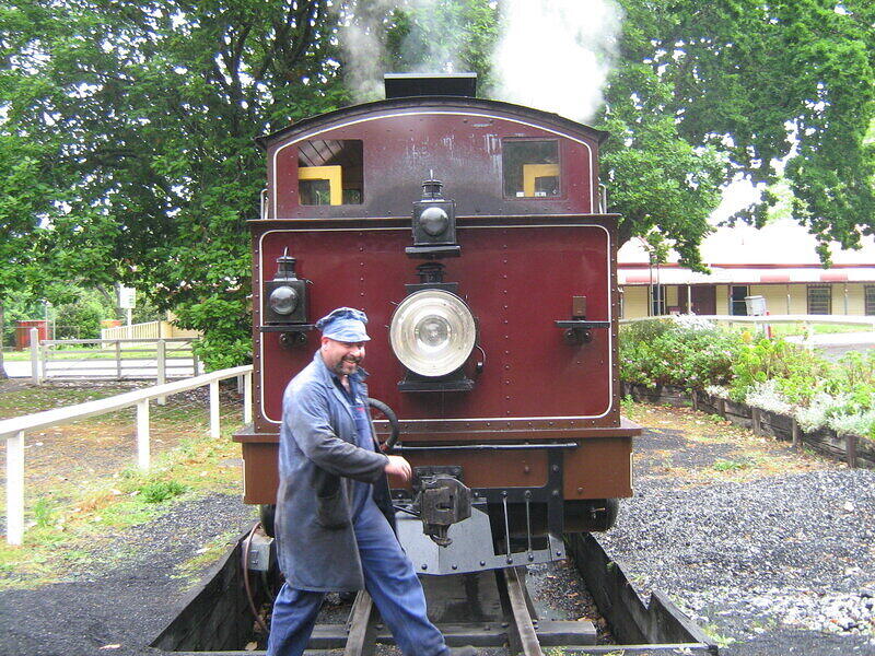 Na12a over ashpit at Gembrook4