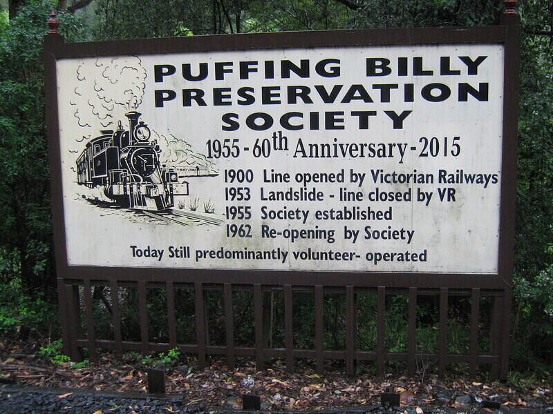Puffing Billy information sign1