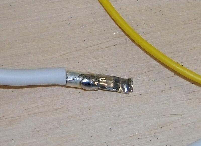 Poor solder job 09