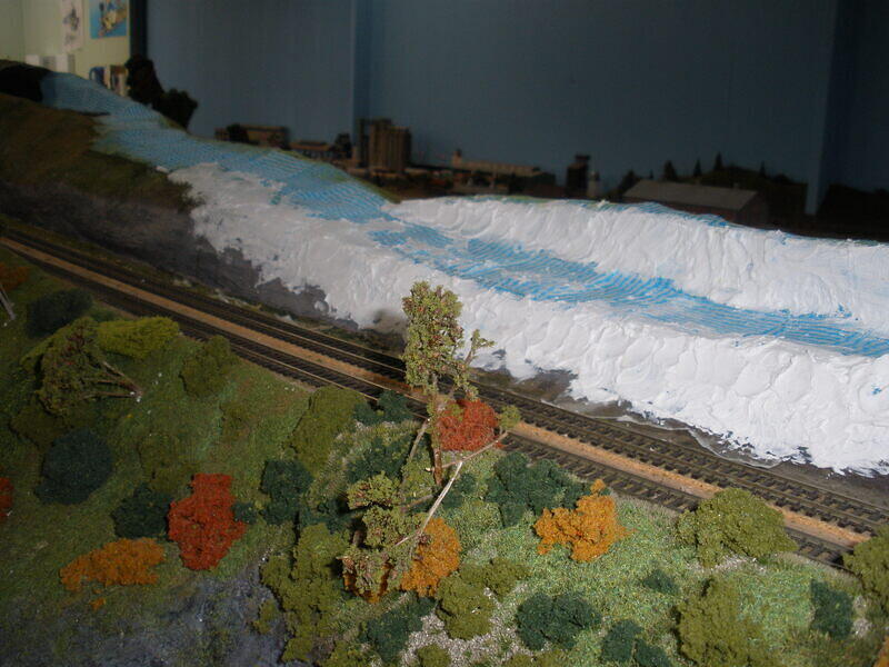 Wrong way to make a trackbed 02