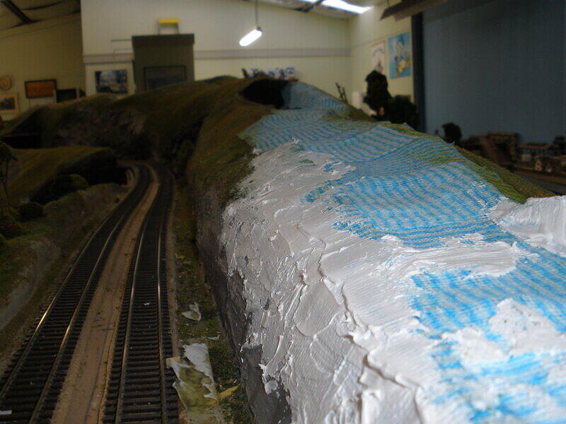 Wrong way to make a trackbed 04