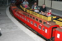 Beautifully Modelled VR E Cars Waiting at the Platform-01